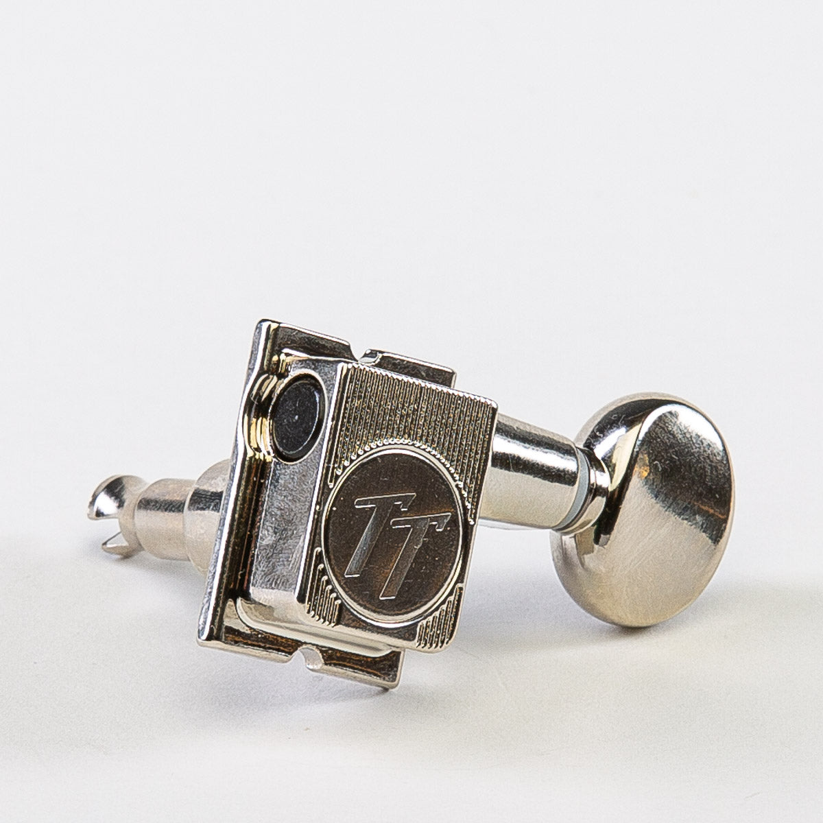 true tune 6 in-line staggered post keys w/ oval button single front view nickel