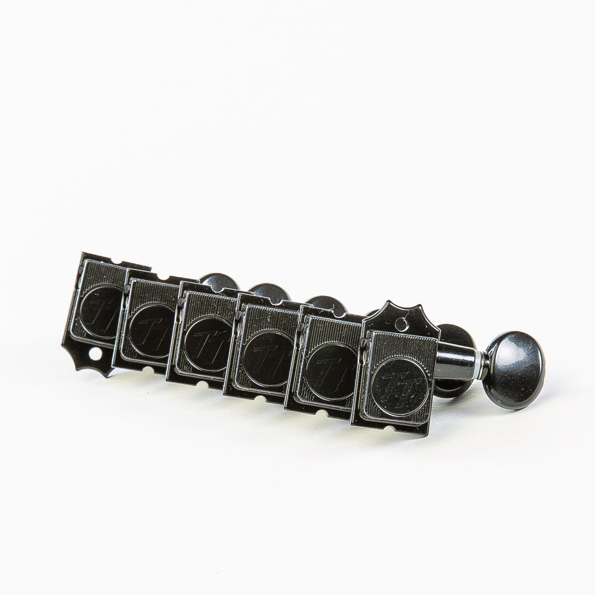 true tune 6 in-line staggered post keys w/ oval button set view black
