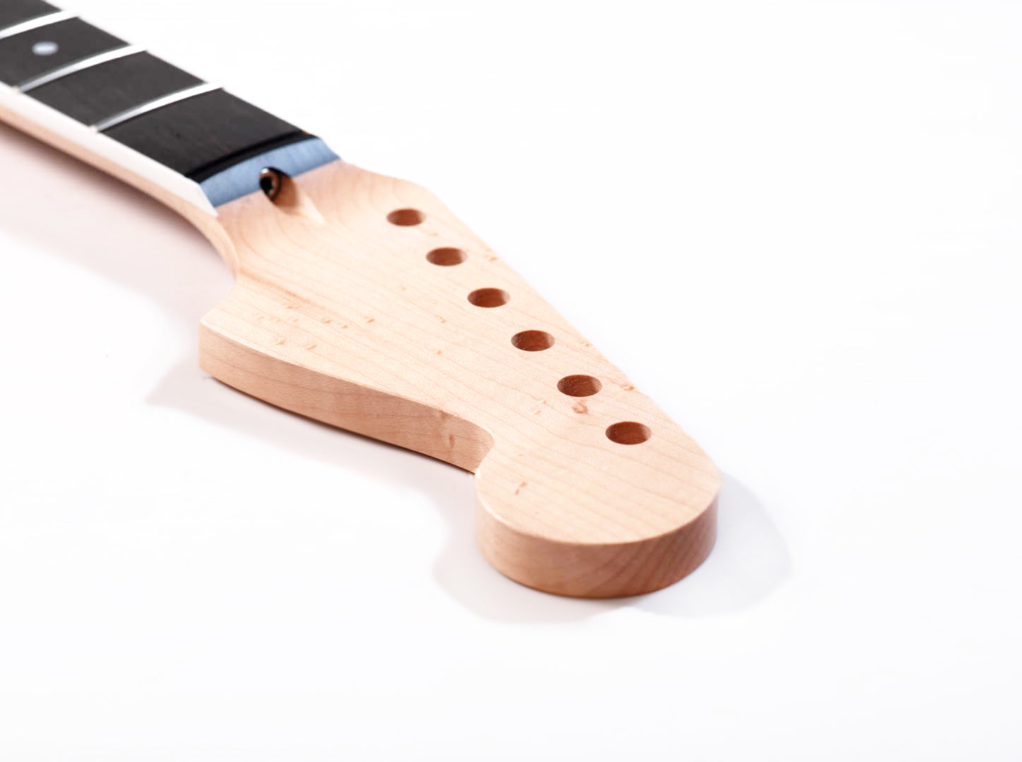 ap select birds eye maple jazzmaster neck headstock view