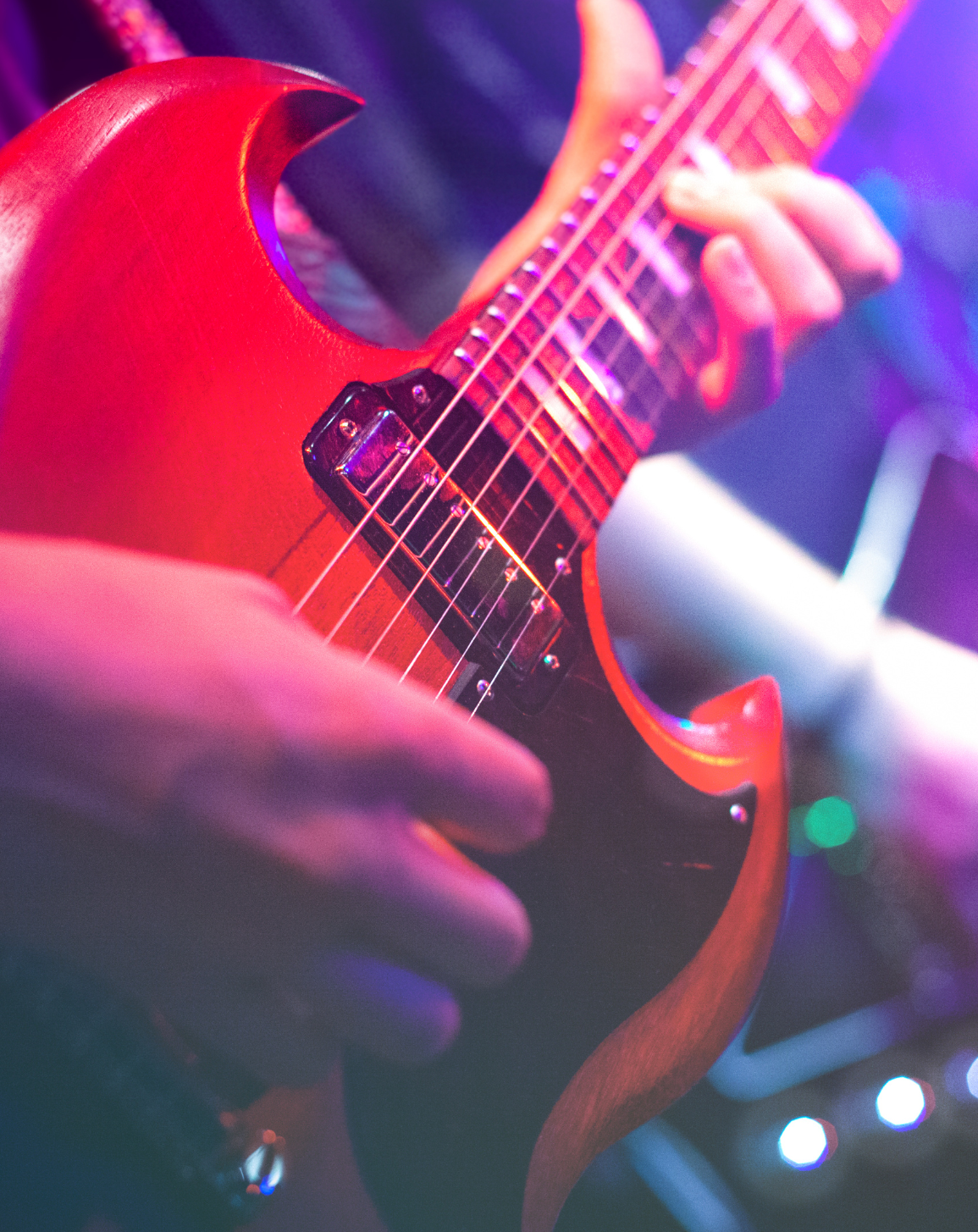 ELECTRIC GUITAR
