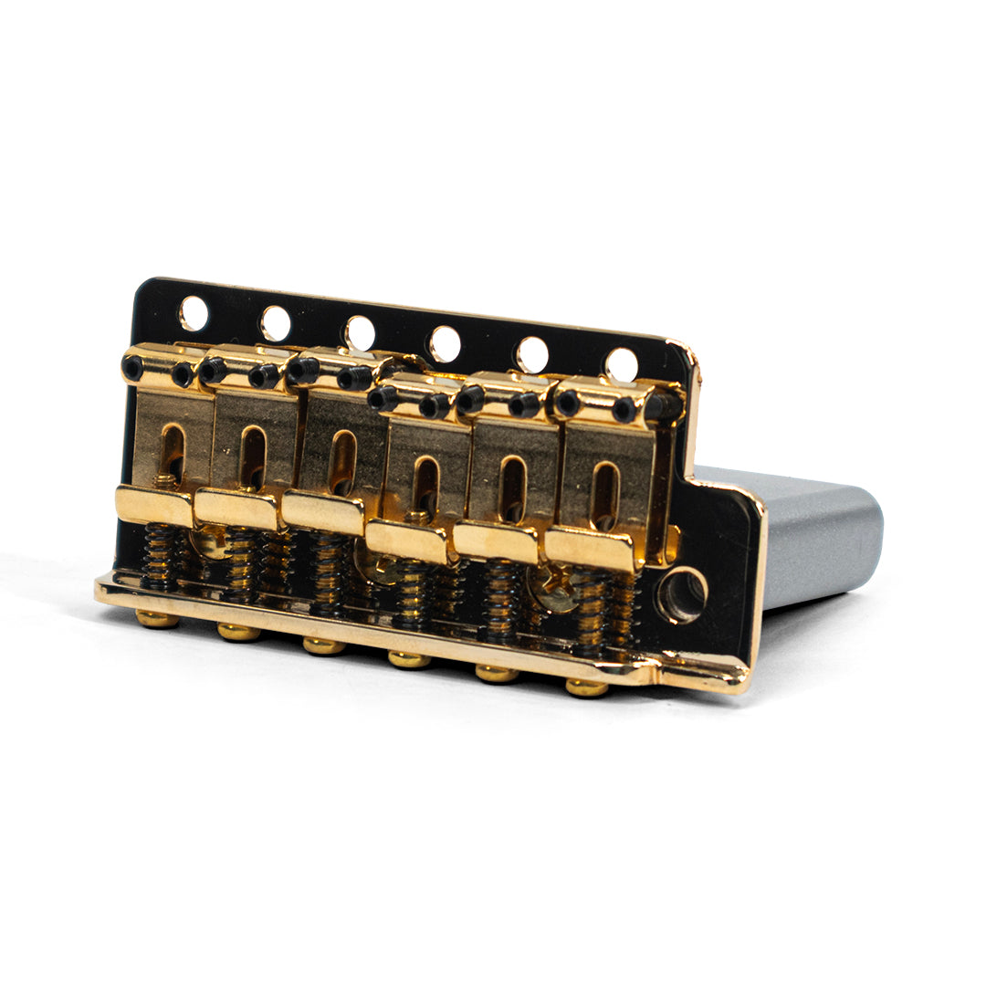 goldo strat trem with steel block front angled view gold