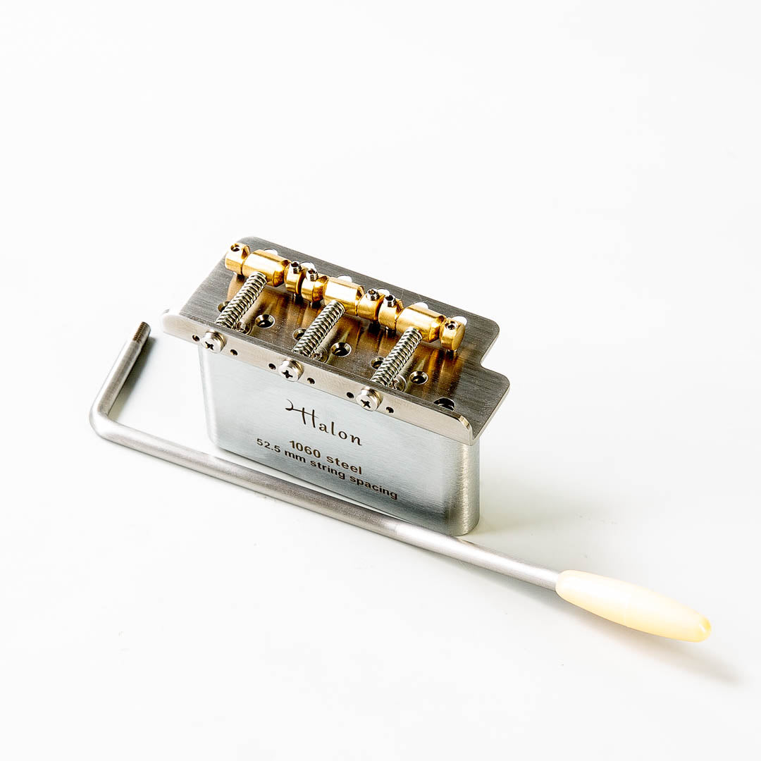 halon strat trem with tele-type saddles back angled view, chrome