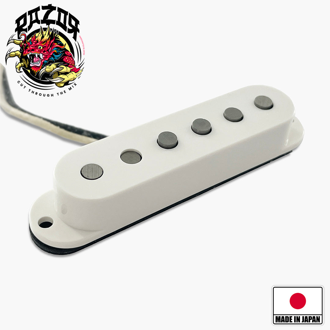 Razor® Mangetsu Full Moon Reverse Middle Pickup For Stratocaster® - White