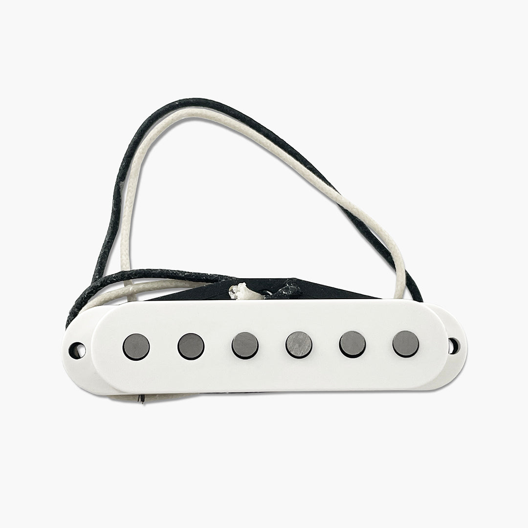 Razor® Sūpāmūn Super Moon Bridge Pickup For Stratocaster® - White