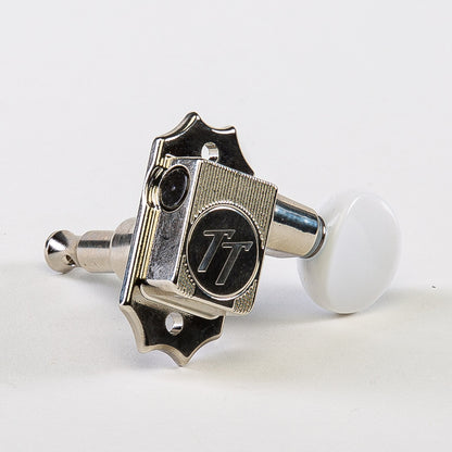 True Tune - Vin Mod 3x3 - White Oval Button