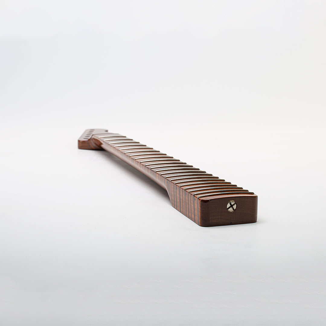 neck heel angled view