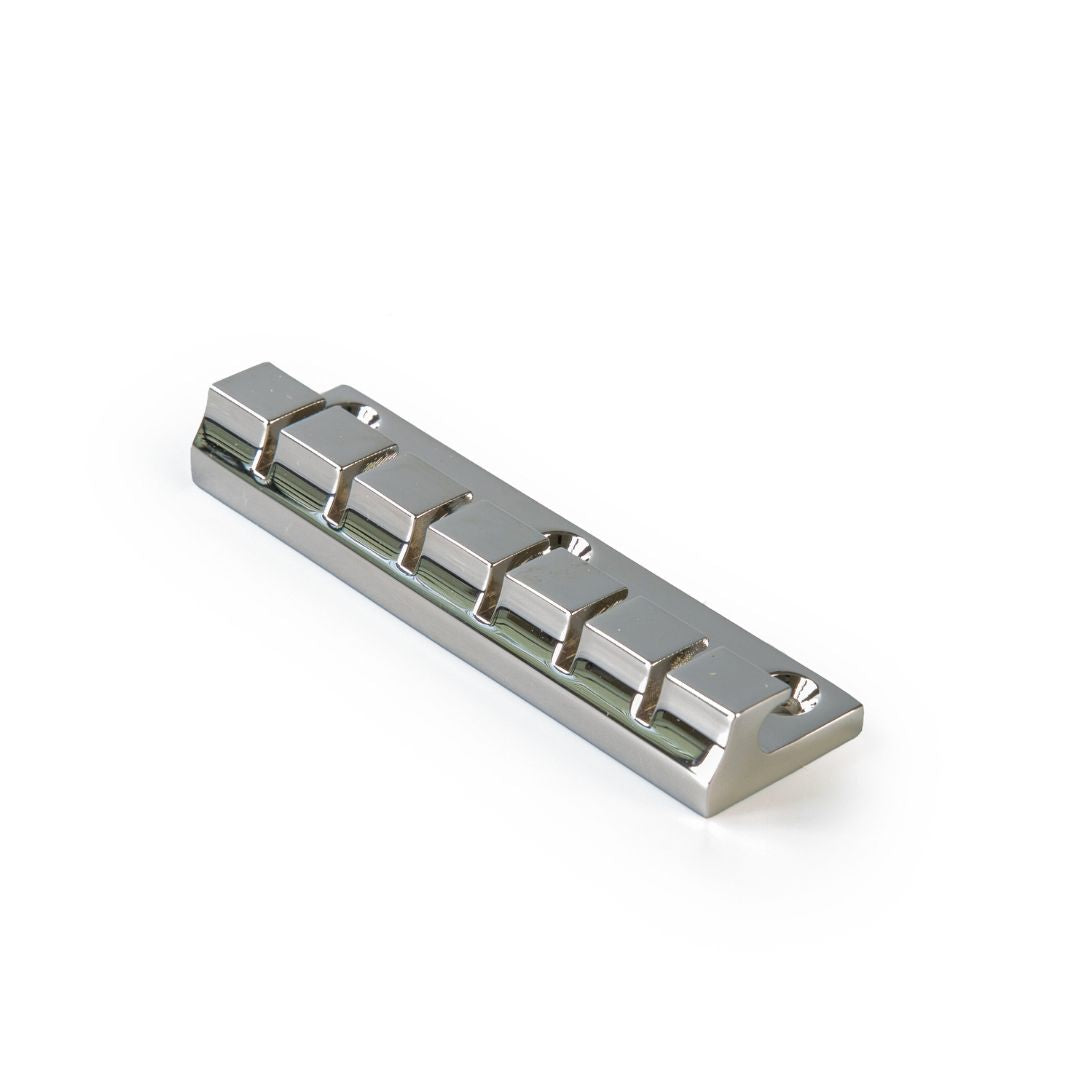 goldo tailpiece front angled view nickel